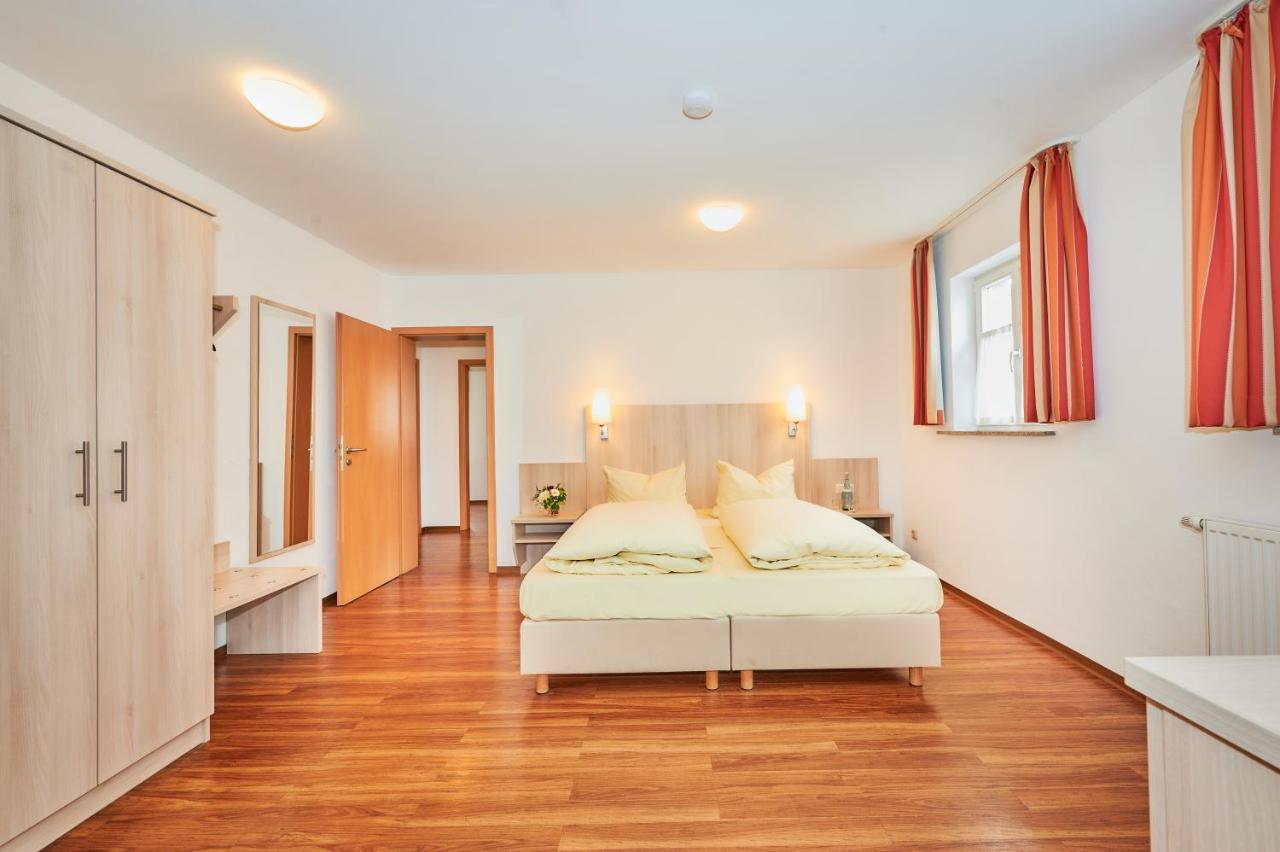 Hotel-Gasthof Bub Zirndorf Exterior photo